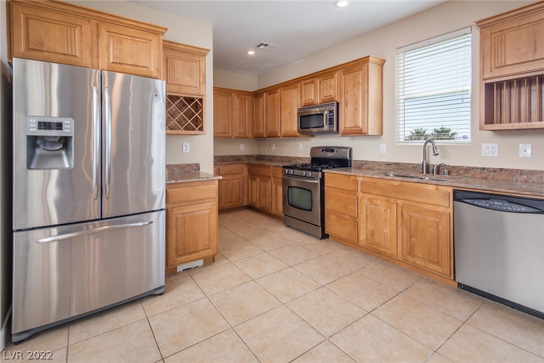 2475 Kaymin Ridge Road Henderson, NV 89052 - Photo 12 of 36