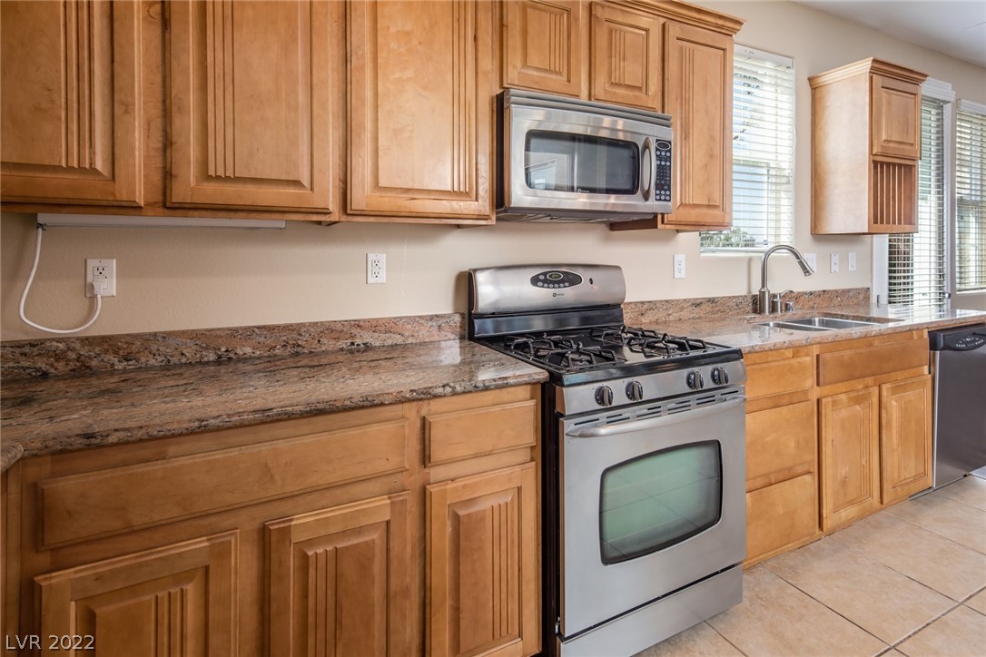 2475 Kaymin Ridge Road Henderson, NV 89052 - Photo 13 of 36