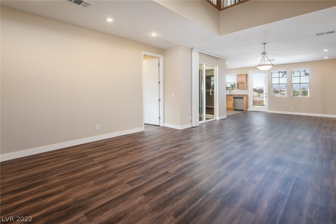 2475 Kaymin Ridge Road Henderson, NV 89052 - Photo 6 of 36