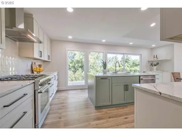 $779,995 | 3175 Glen Creek Road Northwest, Salem, OR 97304