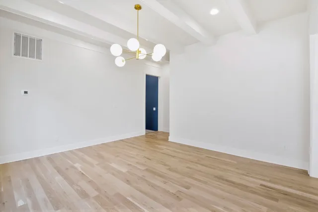 $932,900 | 405 B St Francis Avenue, Nashville, TN 37205