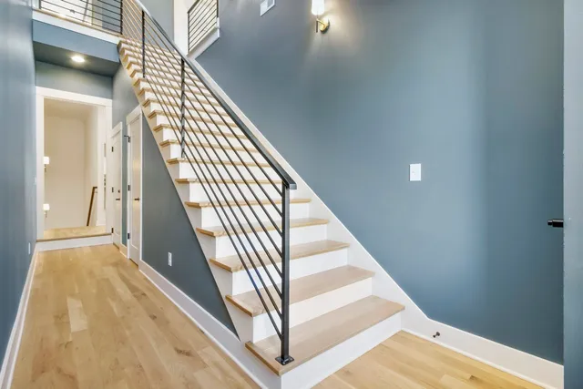 $932,900 | 405 B St Francis Avenue, Nashville, TN 37205