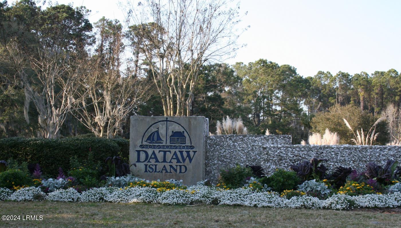265 Locust Fence Road St. Helena Island, SC 29920 - Photo 43 of 50 120513063110-dataw-island-entrance-large