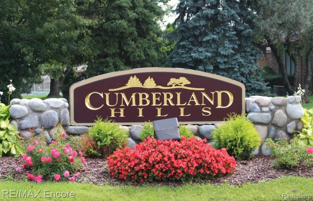 2331 Cumberland Road Rochester, MI 48307 - Photo 3 of 52 Cumberland Hill Entrance Sign.jpg