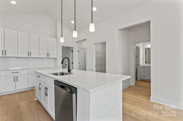 $352,900 | 113 East Edinburgh Court, Statesville, NC 28625