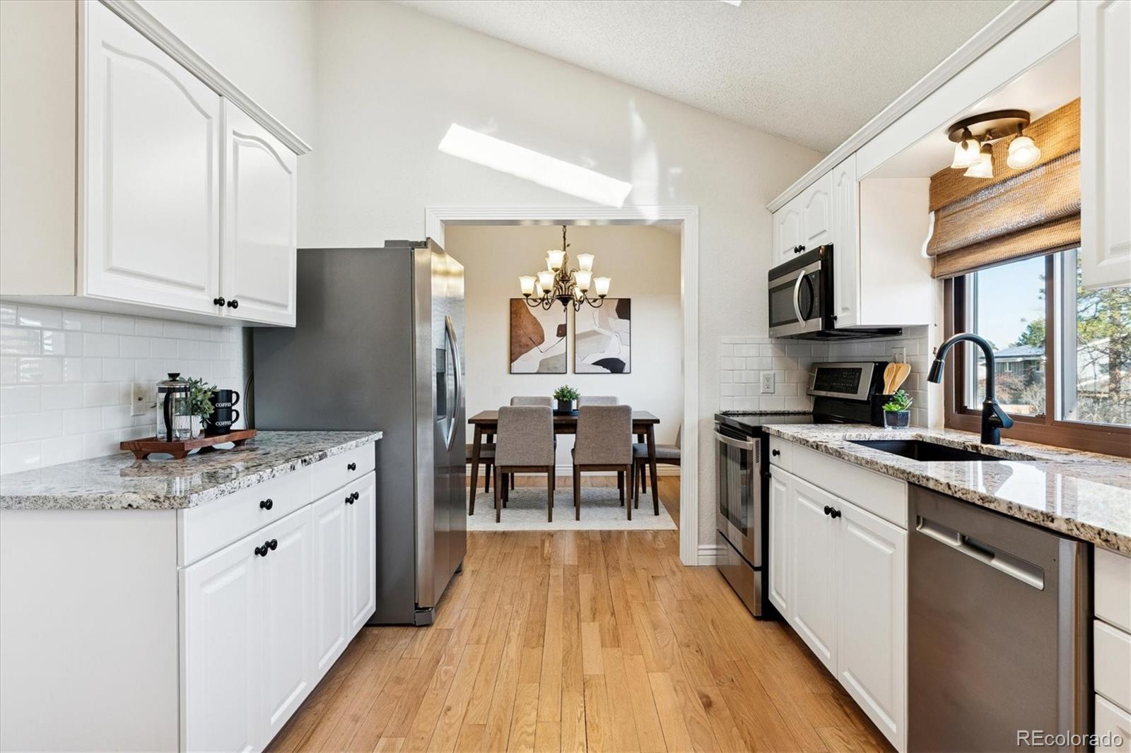 3752 South Helena Way Aurora, CO 80013 - Photo 5 of 50