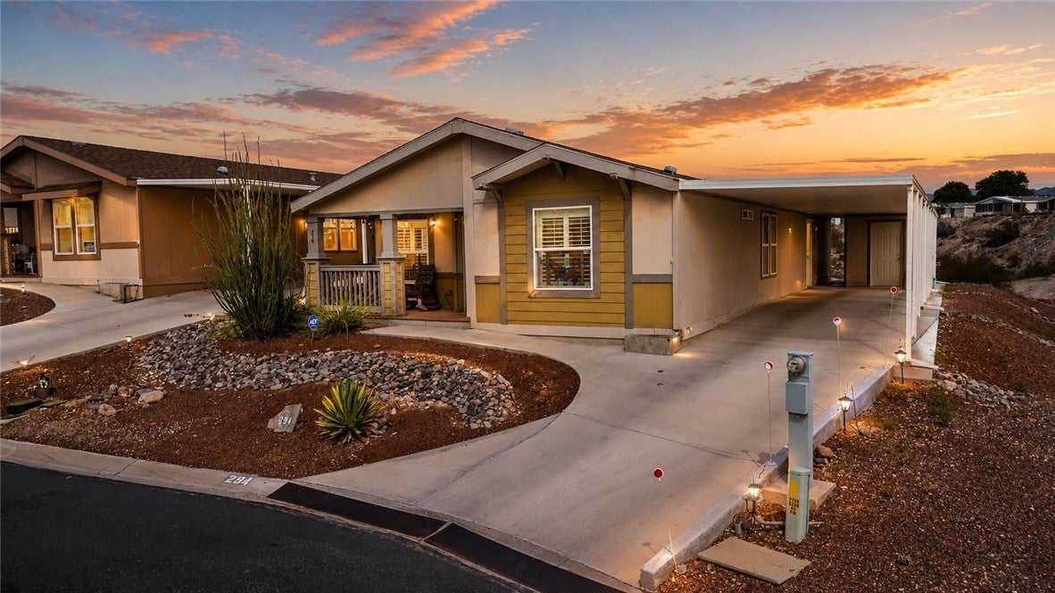 2350 Adobe Road, Unit 294 Bullhead City, AZ 86442 - Photo 1 of 58 Gallery Image 1