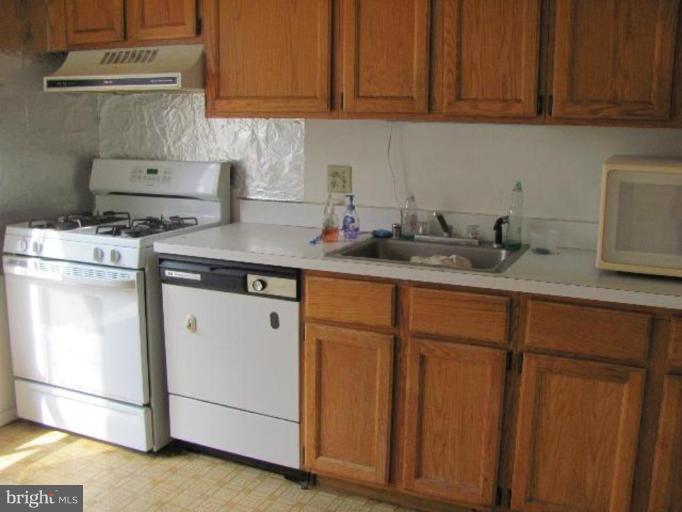 3974 Bel Pre Road, Unit 7 Silver Spring, MD 20906 - Photo 7 of 10 Kitchen