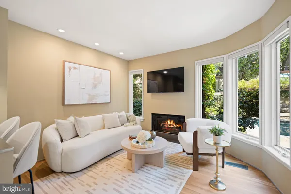 $3,599,000 | 2319 Bancroft Place Northwest, Washington, DC 20008