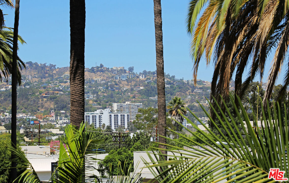 447 North Doheny Drive, Unit 102 Beverly Hills, CA 90210 - Photo 35 of 40