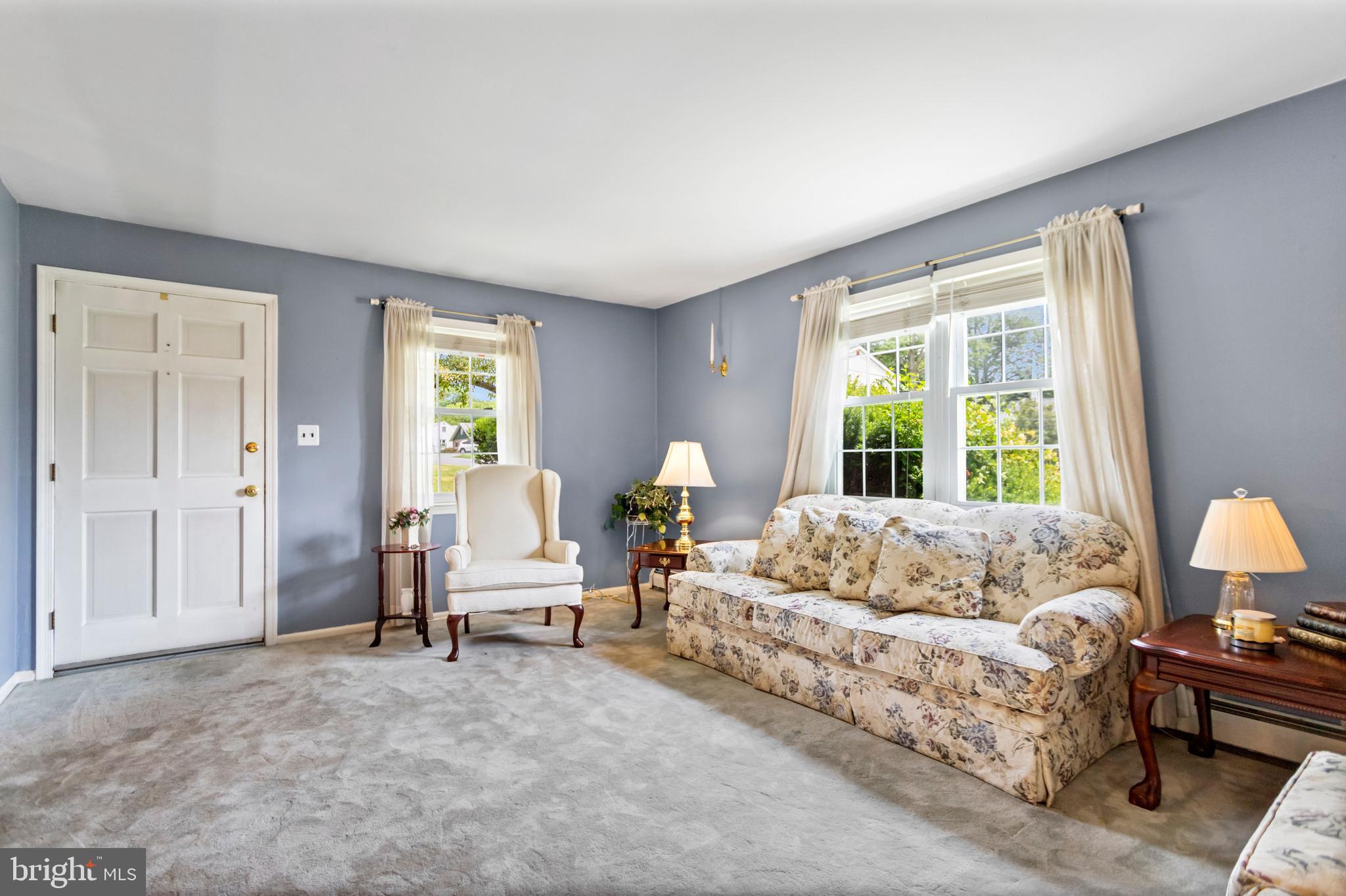100 Cedar Road Wallingford, PA 19086 - Photo 2 of 16