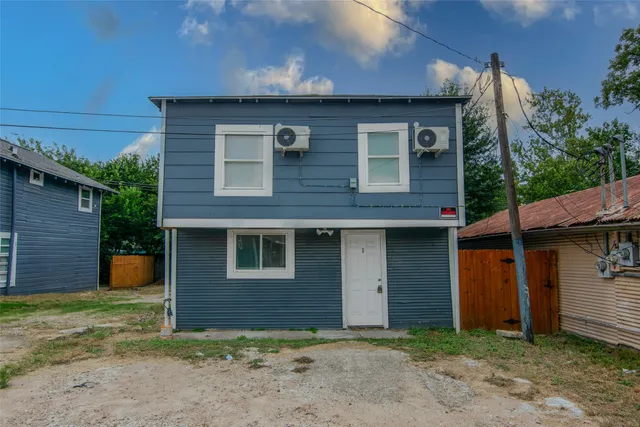 $900 | 3307 Broadway Street, Unit 2, Houston, TX 77017