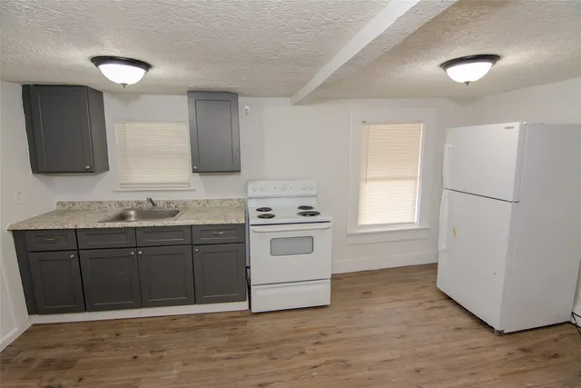 $900 | 3307 Broadway Street, Unit 2, Houston, TX 77017