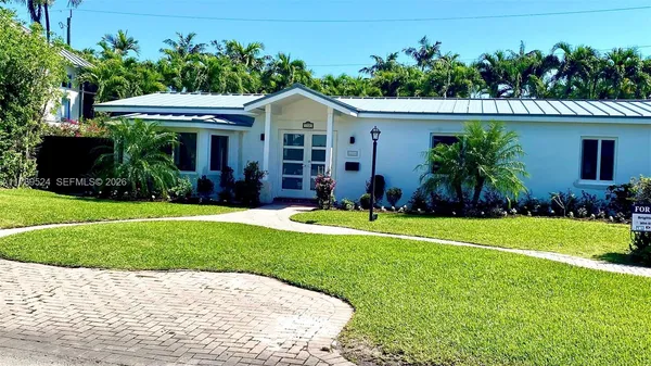 $3,650,000 | 255 Ridgewood Road, Key Biscayne, FL 33149