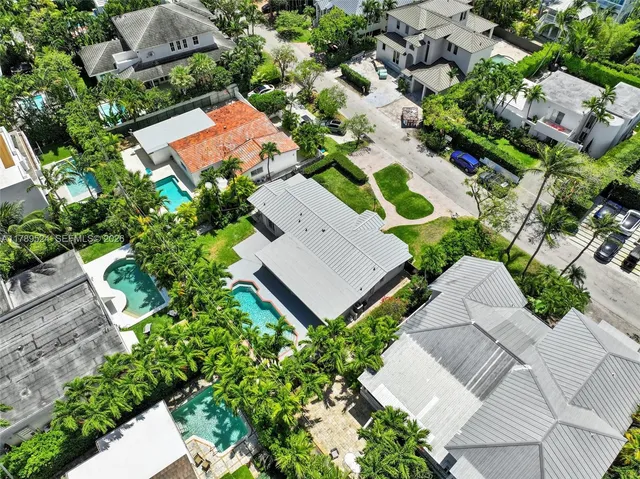 $3,650,000 | 255 Ridgewood Road, Key Biscayne, FL 33149