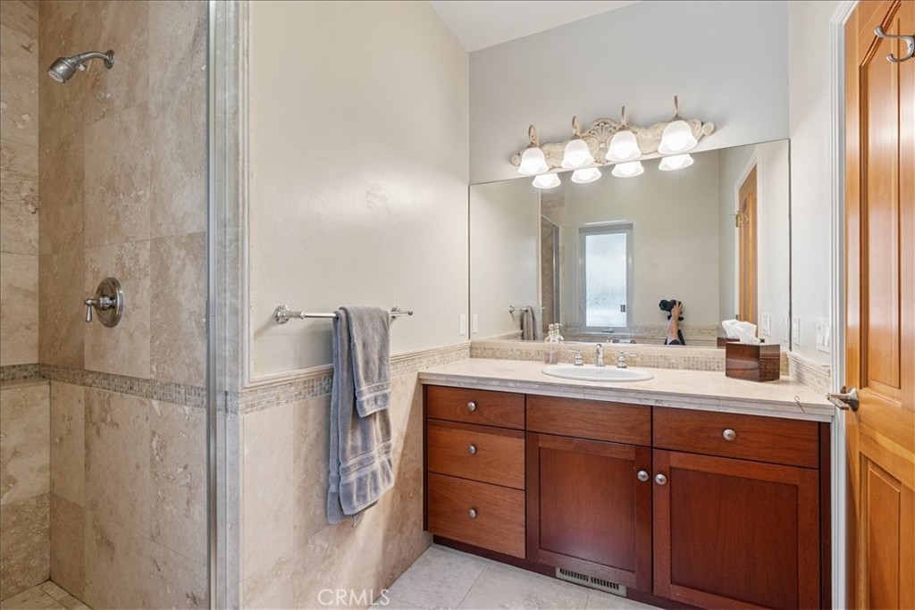 380 Huntington Road Cambria, CA 93428 - Photo 38 of 75 Guest bath downstairs.