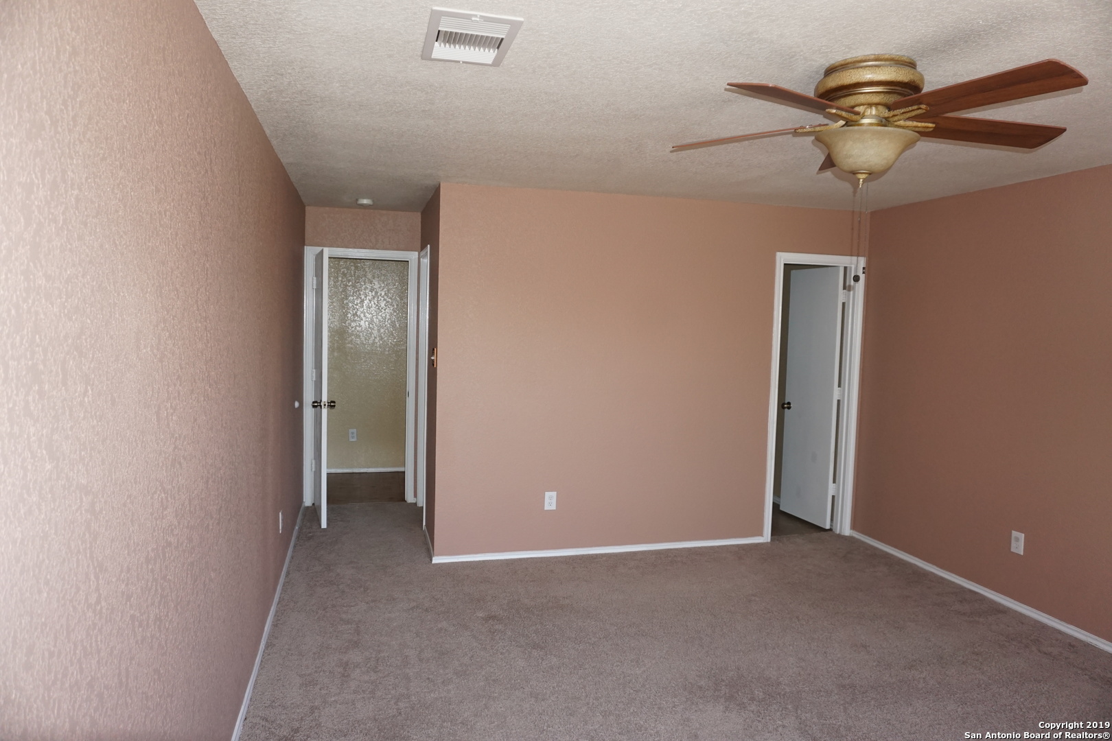 8955 Nature Trail Converse, TX 78109 - Photo 16 of 24