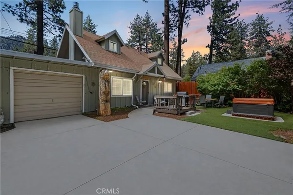 $399,900 | 1869 Outer Highway, Wrightwood, CA 92397
