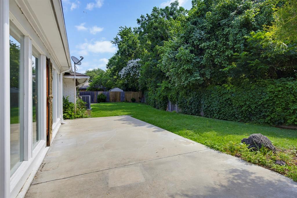 21 Crosslands Road Benbrook, TX 76132 - Photo 26 of 32