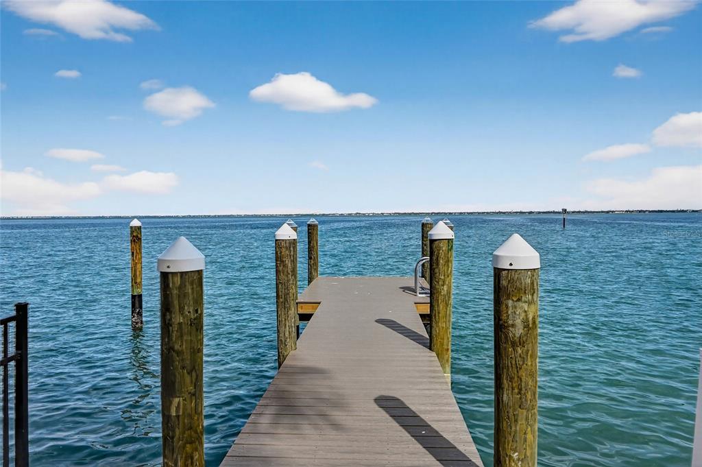 525 Channel Lane Longboat Key, FL 34228 - Photo 13 of 27