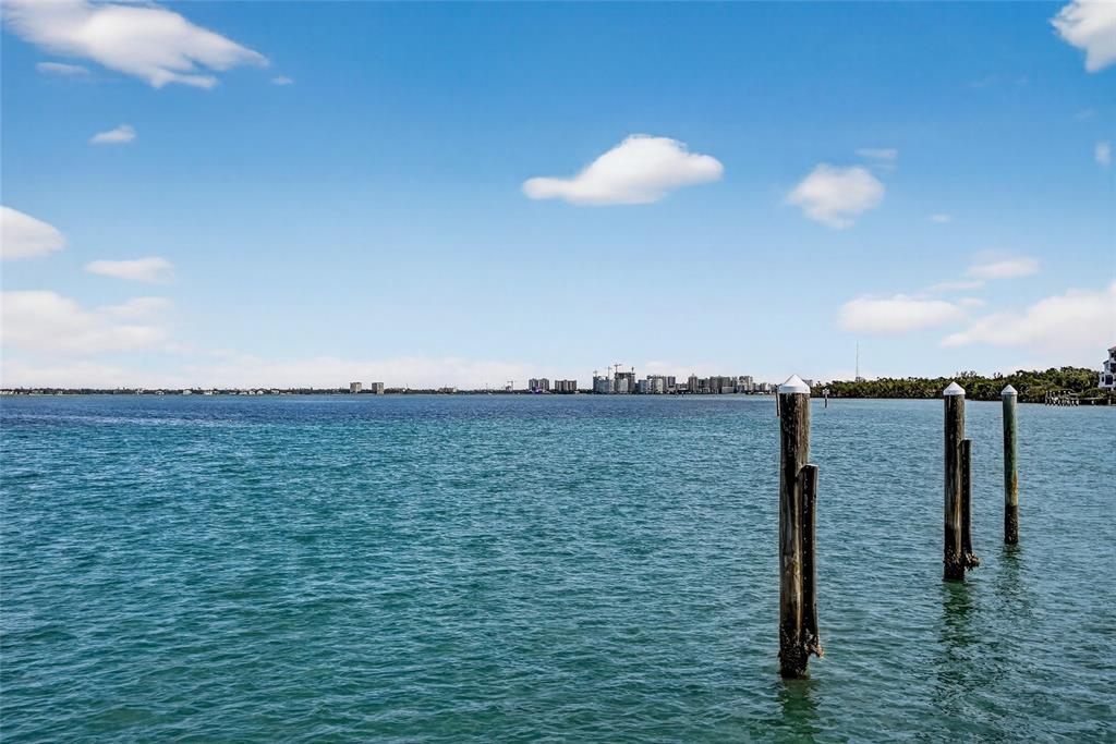 525 Channel Lane Longboat Key, FL 34228 - Photo 15 of 27