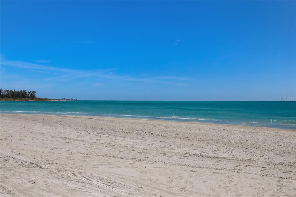 525 Channel Lane Longboat Key, FL 34228 - Photo 19 of 27