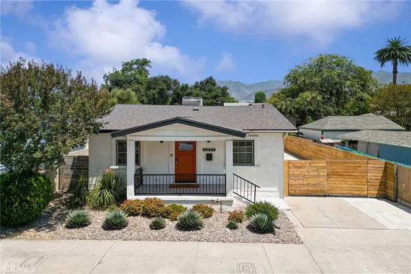 $995,000 | 2257 East Del Mar Boulevard, Pasadena, CA 91107