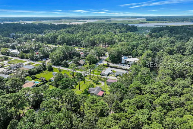 $795,000 | 15 Red Cedar Street, Bluffton, SC 29910