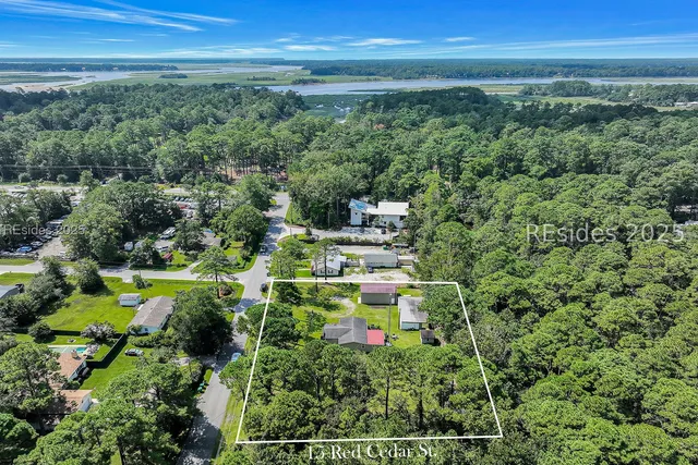 $795,000 | 15 Red Cedar Street, Bluffton, SC 29910