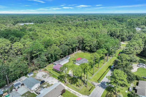 $795,000 | 15 Red Cedar Street, Bluffton, SC 29910