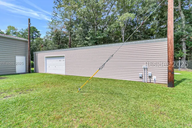 $795,000 | 15 Red Cedar Street, Bluffton, SC 29910