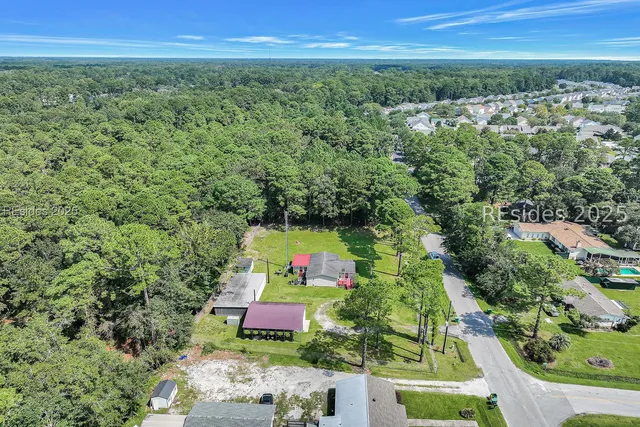 $795,000 | 15 Red Cedar Street, Bluffton, SC 29910