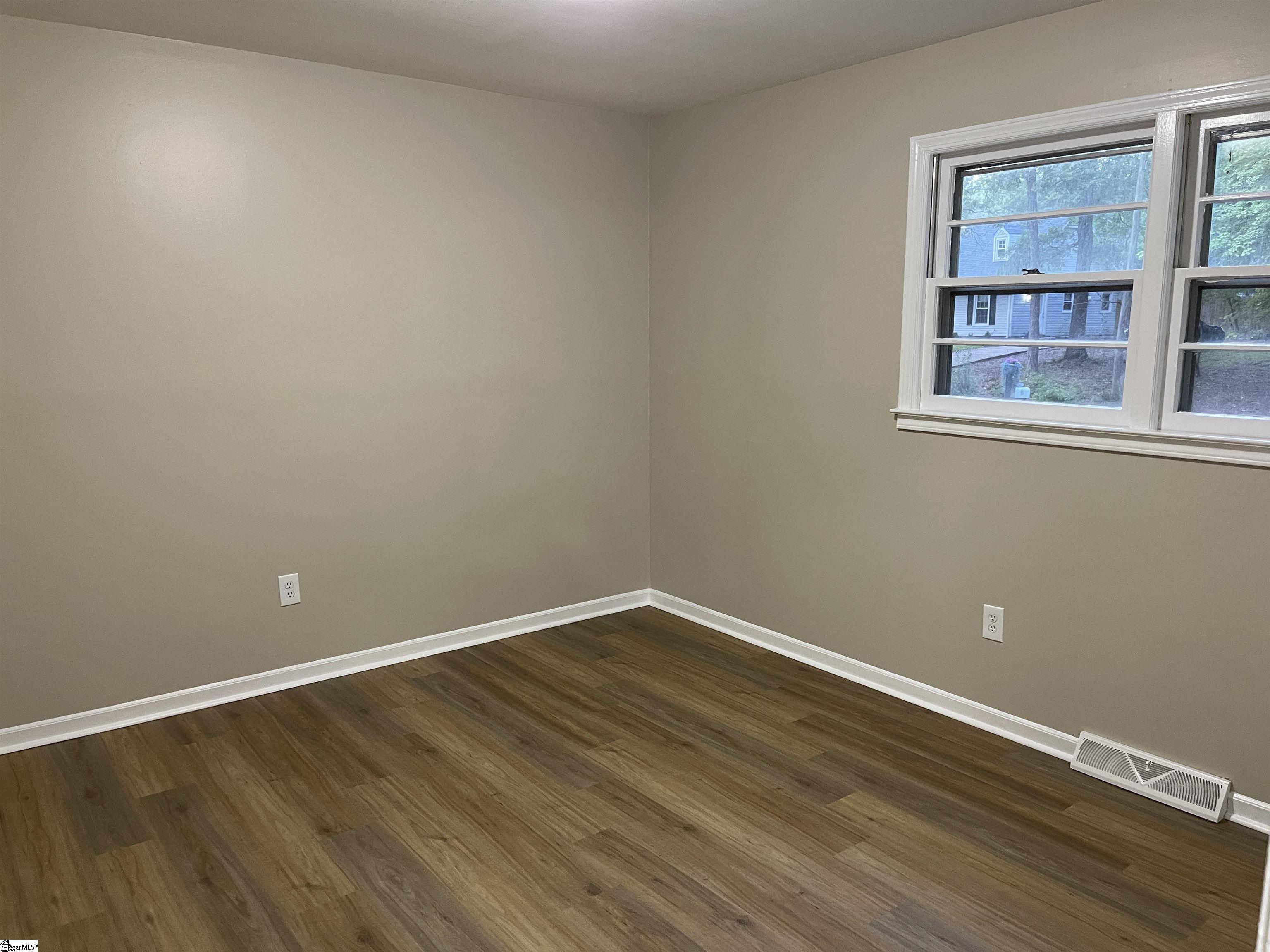 144 Ashdown Drive Simpsonville, SC 29680 - Photo 32 of 34