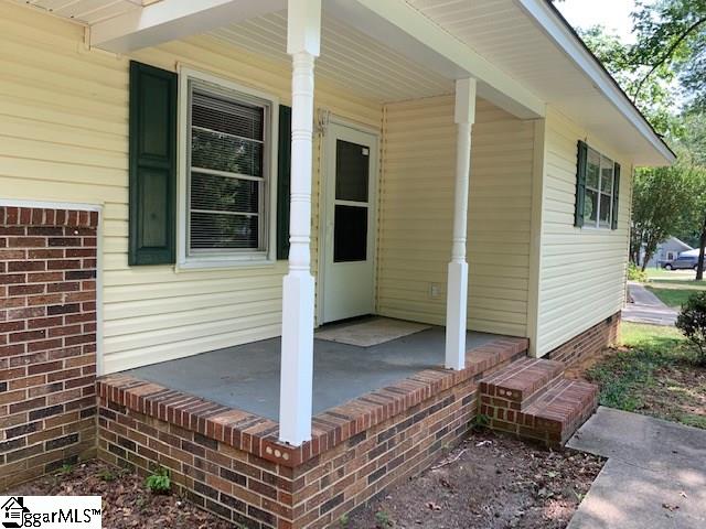 144 Ashdown Drive Simpsonville, SC 29680 - Photo 5 of 34