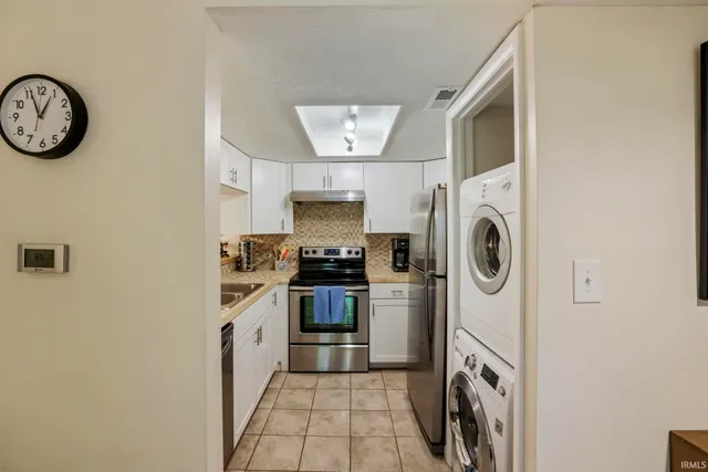 $194,900 | 9018 South Pointe Ridge Lane, Unit 10, Bloomington, IN 47401