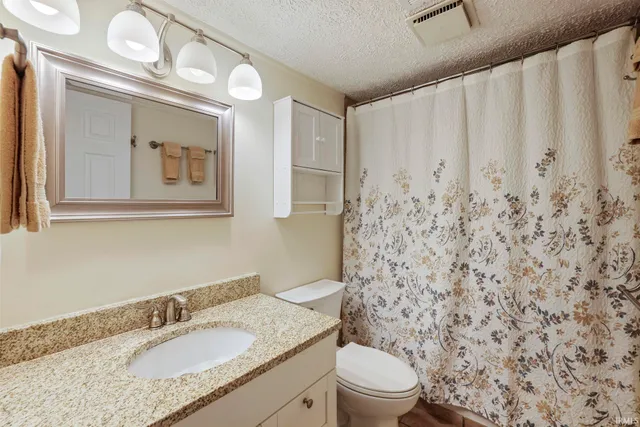 $194,900 | 9018 South Pointe Ridge Lane, Unit 10, Bloomington, IN 47401