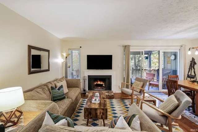 $199,900 | 9018 South Pointe Ridge Lane, Unit 10, Bloomington, IN 47401