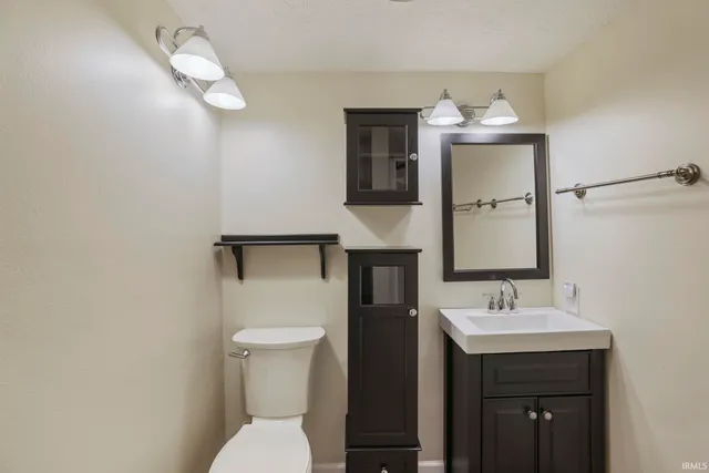 $199,900 | 9018 South Pointe Ridge Lane, Unit 10, Bloomington, IN 47401