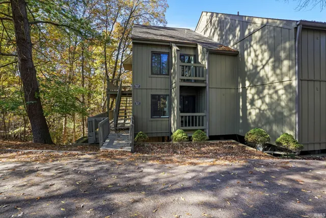 $199,900 | 9018 South Pointe Ridge Lane, Unit 10, Bloomington, IN 47401