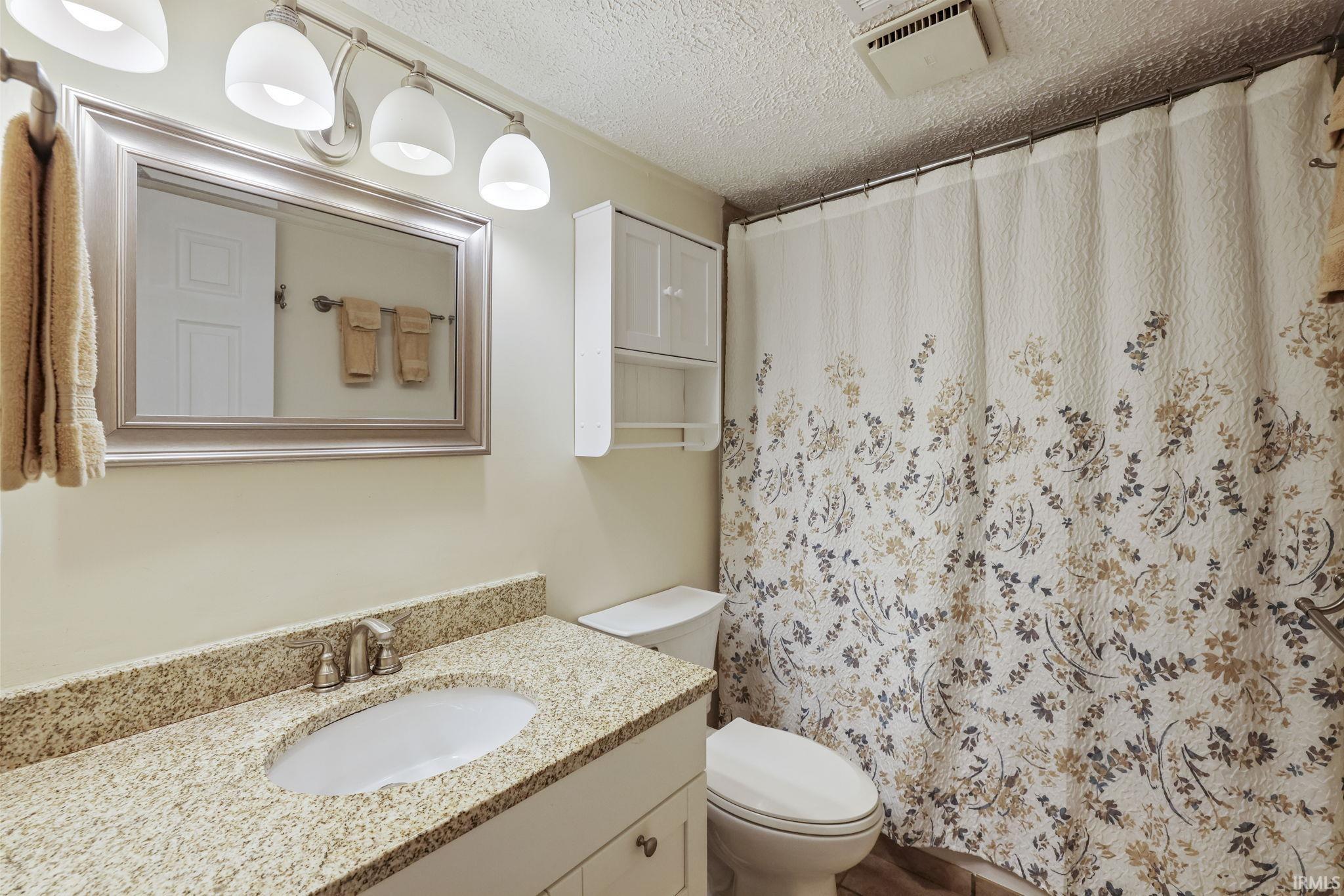 9018 South Pointe Ridge Lane, Unit 10 Bloomington, IN 47401 - Photo 7 of 36