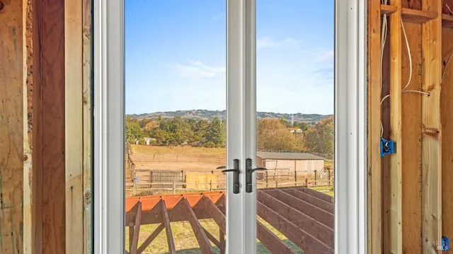 $2,499,000 | 487 Ormsby Lane, Petaluma, CA 94954