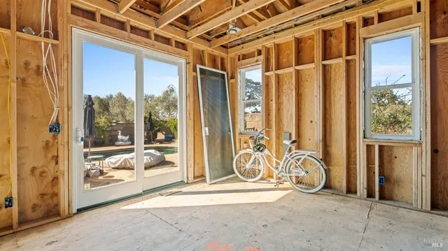 $2,499,000 | 487 Ormsby Lane, Petaluma, CA 94954