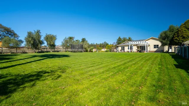 $2,499,000 | 487 Ormsby Lane, Petaluma, CA 94954