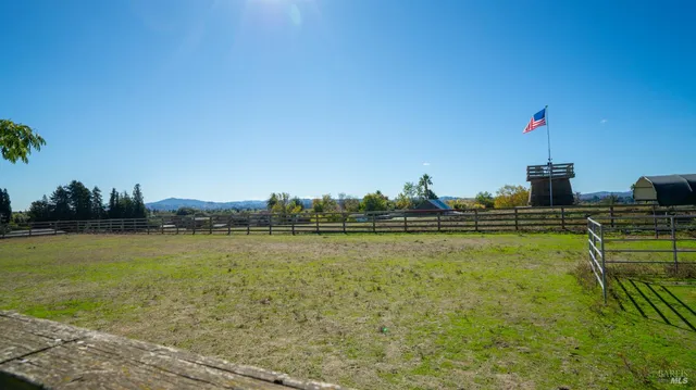 $2,499,000 | 487 Ormsby Lane, Petaluma, CA 94954