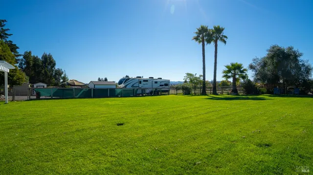 $2,499,000 | 487 Ormsby Lane, Petaluma, CA 94954