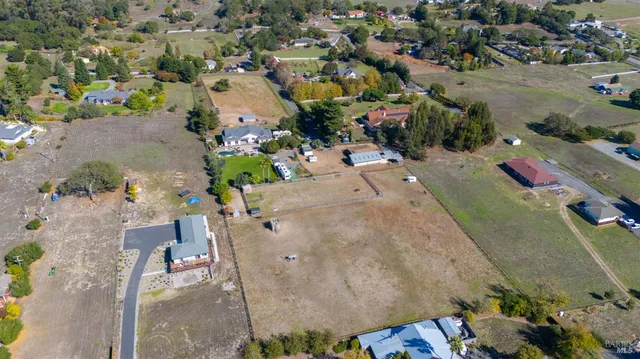 $2,499,000 | 487 Ormsby Lane, Petaluma, CA 94954