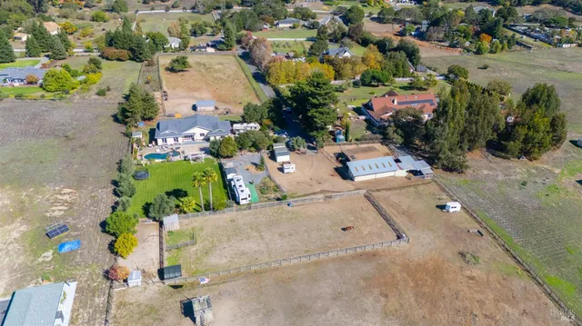 $2,499,000 | 487 Ormsby Lane, Petaluma, CA 94954
