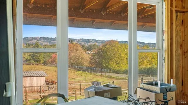 $2,499,000 | 487 Ormsby Lane, Petaluma, CA 94954