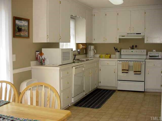2933 Optimist Farm Road Apex, NC 27539 - Photo 3 of 4 Gallery Image 3