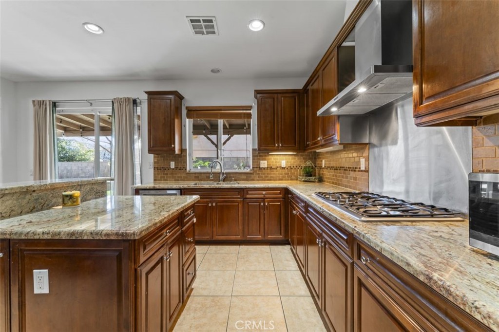 44329 47th Street West Lancaster, CA 93536 - Photo 8 of 37